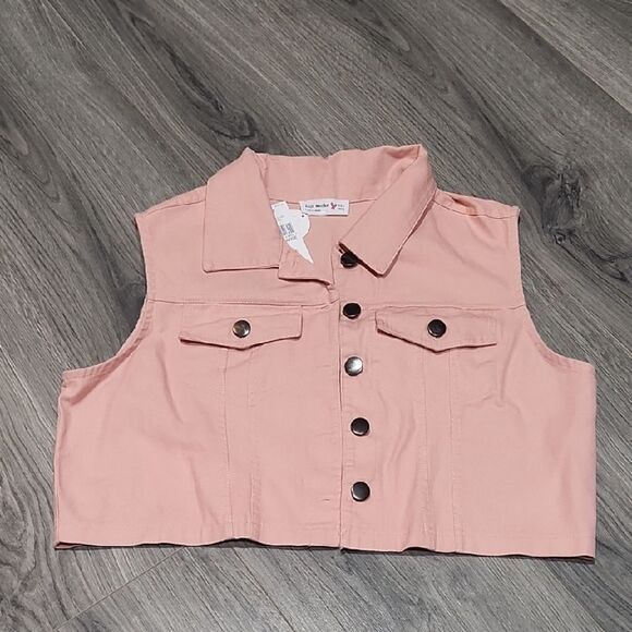 NWT Denim Cropped Vest - Picture 1 of 3